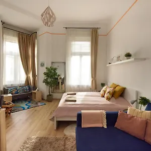 budapest-eye-apartment-budapest.inbudapesthotels.com/