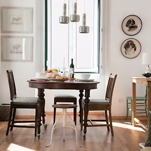 light-lovers-apartment.hotels-lisbon-portugal.com/