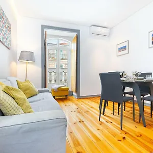 whome-downtown-family-apartment.hotels-lisbon-portugal.com/